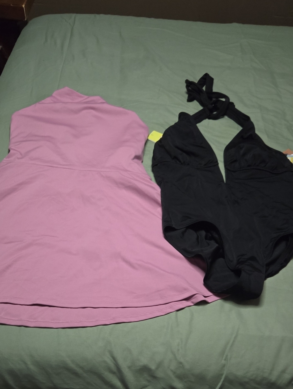 Women’s Pink Sport Dress,Black One-PieceSwim Set And Shorts